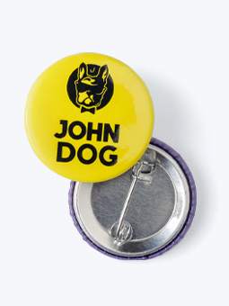 Gelber Pin aus der John Dog Paws by your side Kollektion mit Dyno