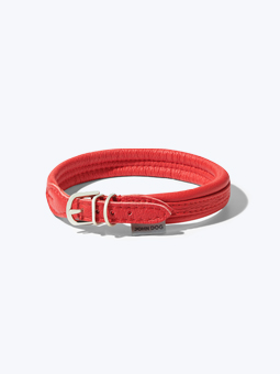 Dickeres rotes Hundehalsband aus Leder, die Ansicht zeigt das liegende Halsband von der Verschlussseite, John Dog, Listing