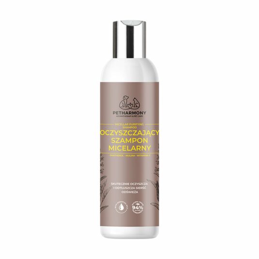 PetHarmony Produkt - Reinigendes Mizellen-Shampoo in einer braunen Flasche mit Metallstopfen, auf weißem Hintergrund.