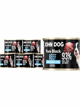Set aus sechs 200g-Dosen John Dog Pure Black Nassfutter für Welpen. Enthält 93% Fleisch, Innereien und Rinderbrühe.
